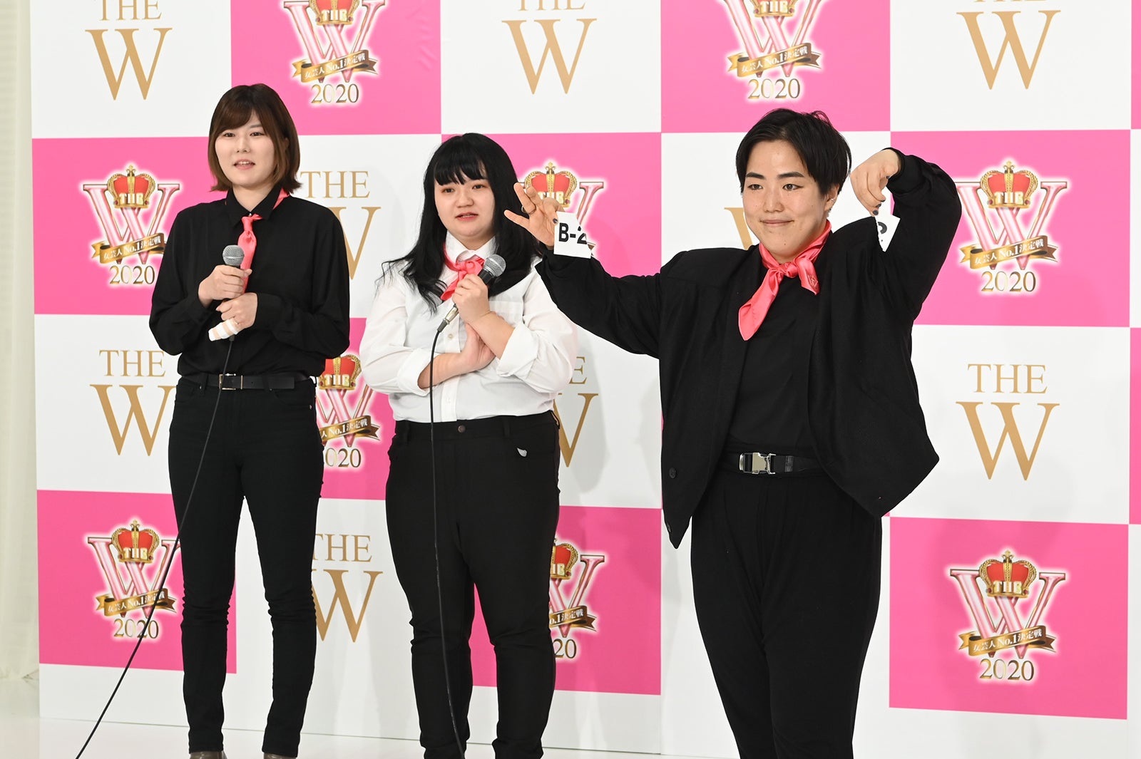 ゆりやんレトリィバァ（右）（C）日本テレビ