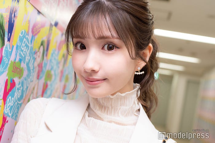 モデルプレスのインタビューに応じたひめか(C)モデルプレス
