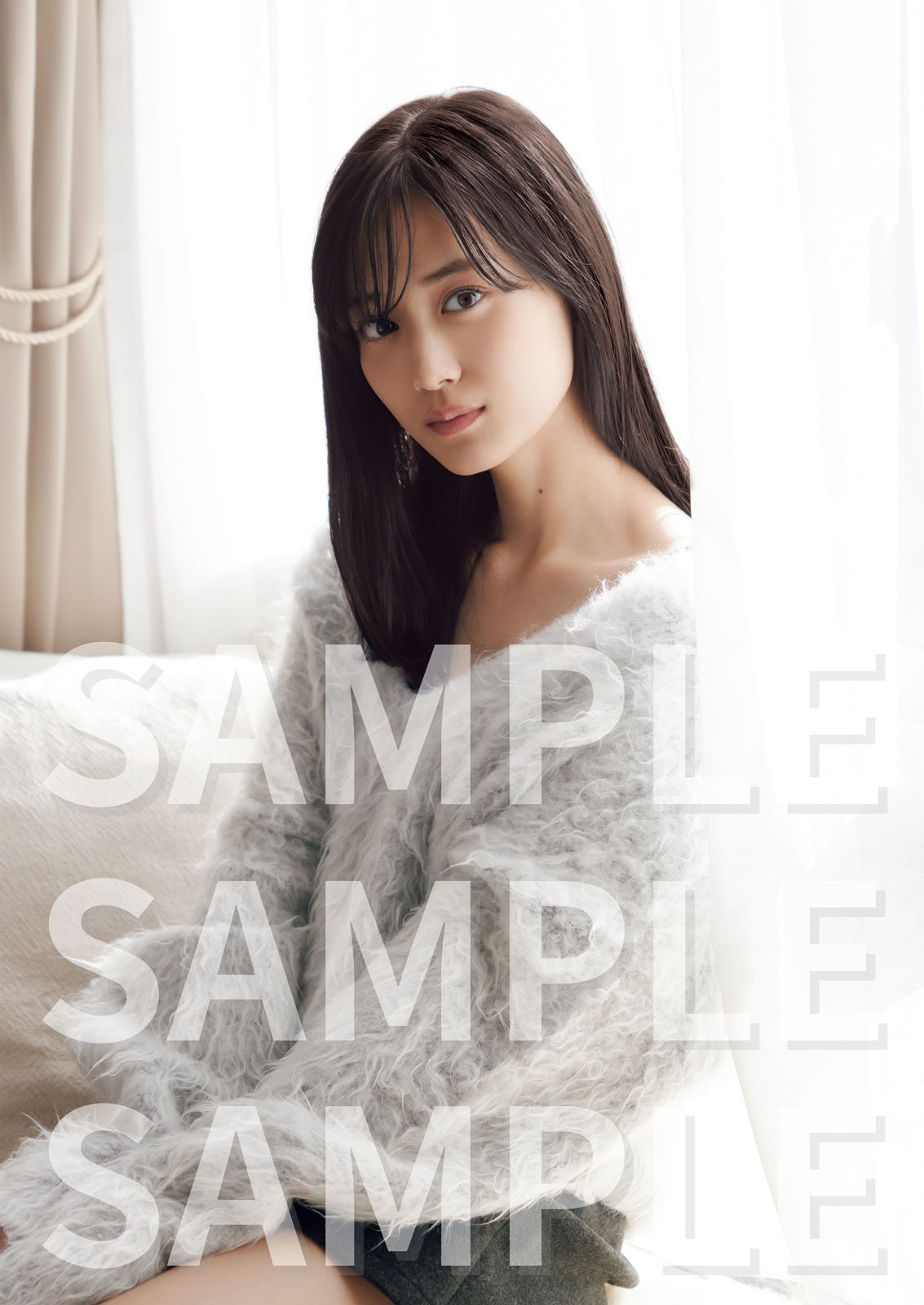 山下美月／セブンネット
ショッピング限定特典フォトカード（画像提供：小学館）