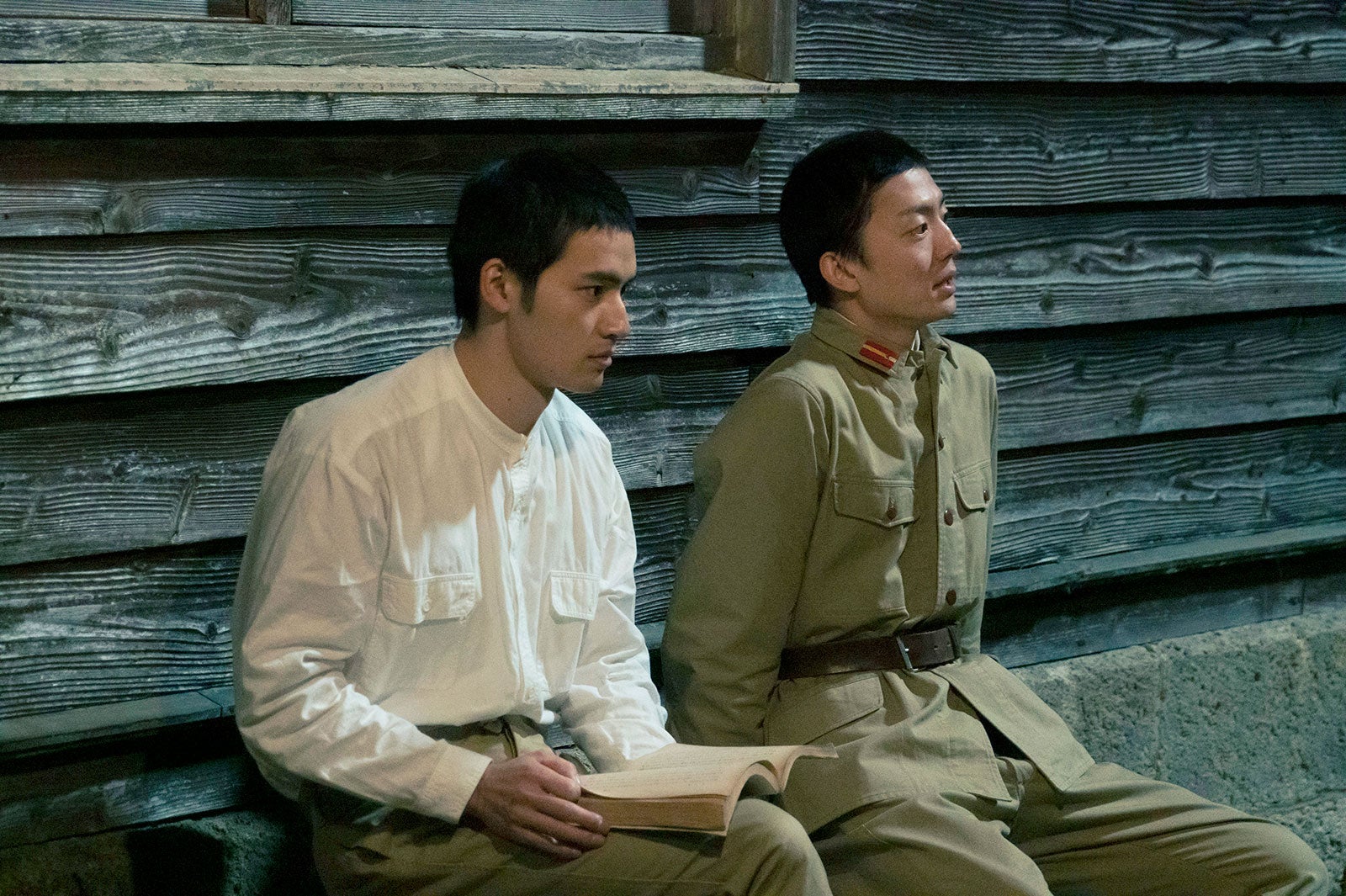 水上恒司、伊藤健太郎（C）2023「あの花が咲く丘で、君とまた出会えたら。」製作委員会