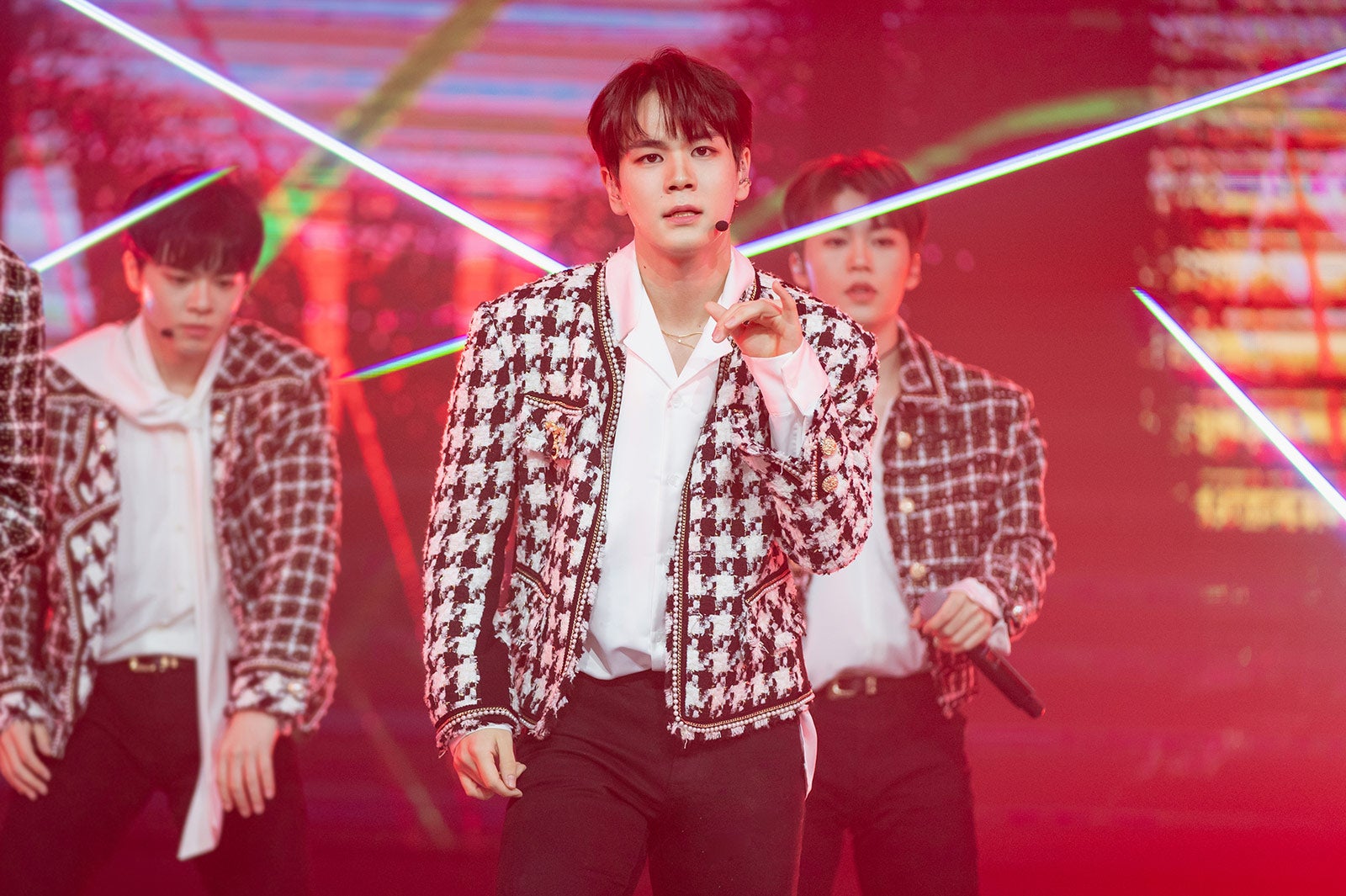 JO1（C）マイナビ 東京ガールズコレクション 2021 SPRING／SUMMER