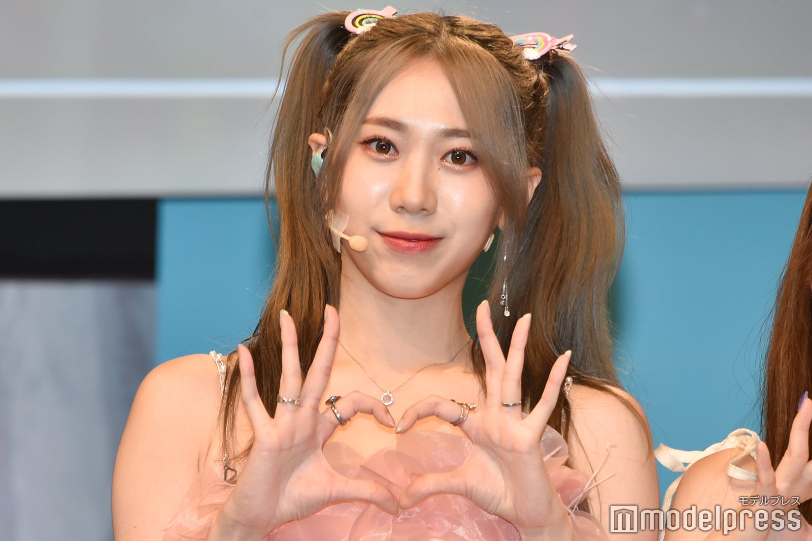 エルバ （C）モデルプレス