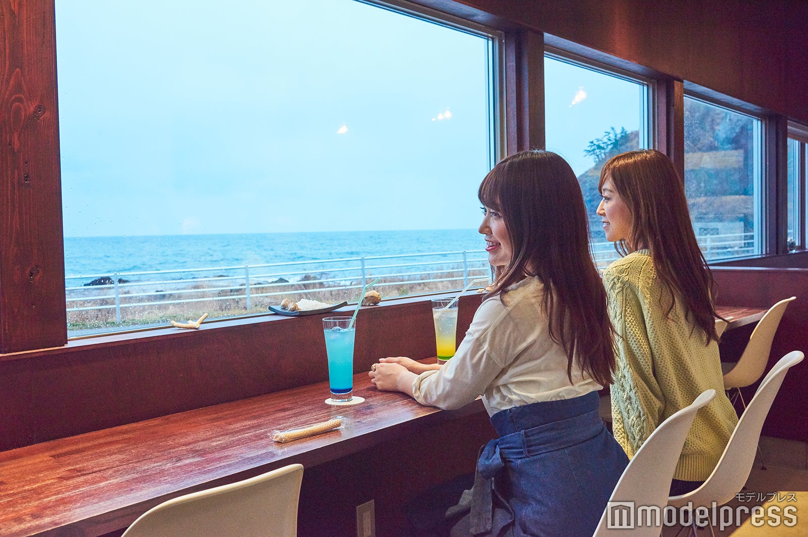 珠洲市の海の目の前にある「しおCafe」（C）モデルプレス