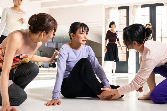 菅野美穂「ゆりあ先生の赤い糸」第7話より(C)テレビ朝日