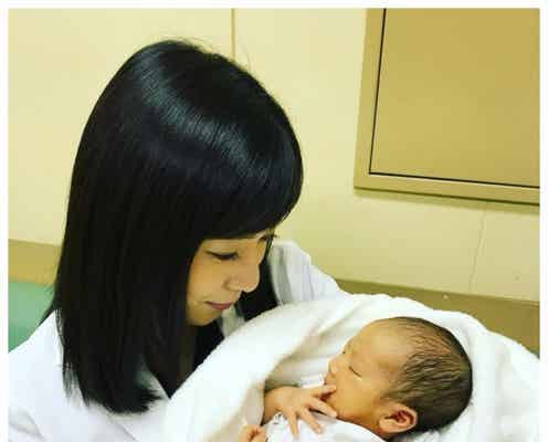 松岡茉優、赤ちゃん抱く姿に反響「コウノドリ」クランクインで「おかえり」「待ってた」の声