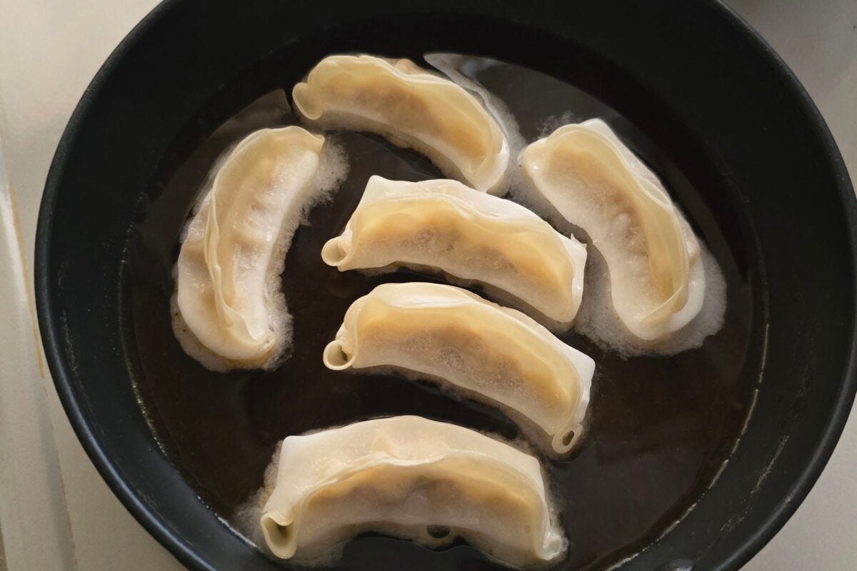 ふわとろギョウ丼・餃子