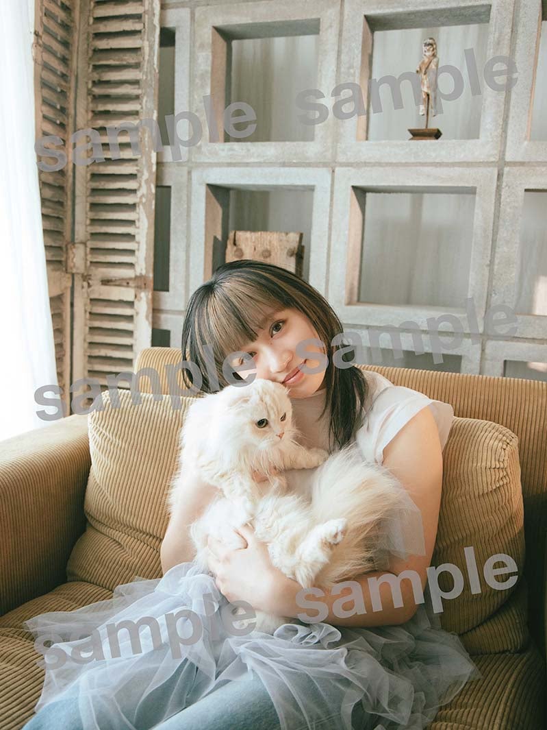 佐々木莉佳子「girasol」ハロー！プロジェクトオフィシャルショップ限定／撮影：神戸健太郎