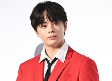 元JO1・鶴房汐恩が個人で活動再開 インスタとYouTubeを開設し新曲発表「少しずつにはなりますが色々な活動をしていきたい」