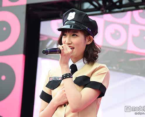 「国民的美少女」出身・花岡なつみ、小悪魔ポリスで『夏の罪』熱唱 ハロウイーン盛り上げる