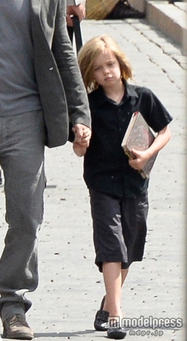 ボーイッシュなファッションがカワイイシャイロちゃん。Snapper Media / Zeta Image