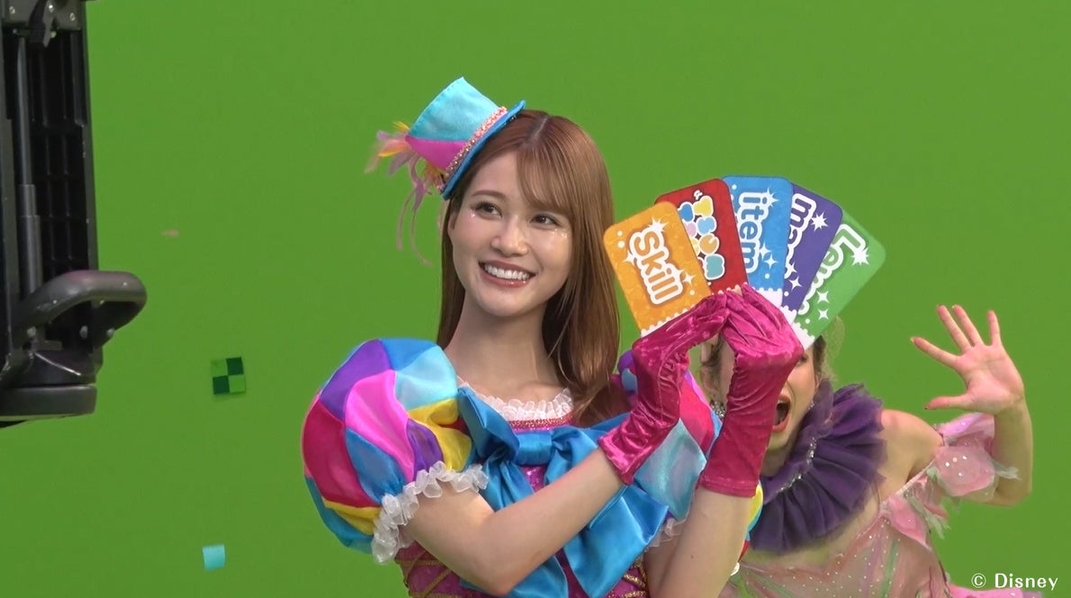生見愛瑠／新TVCM「LINE：Disney Tsum Tsum 10周年ケタちがいANNIVERSARY」篇メイキングより（提供写真）
