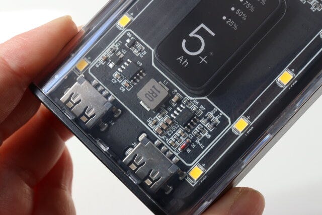 スケルトンデザイン