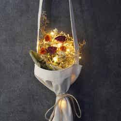 「ひかるブーケバック」1800円/提供画像