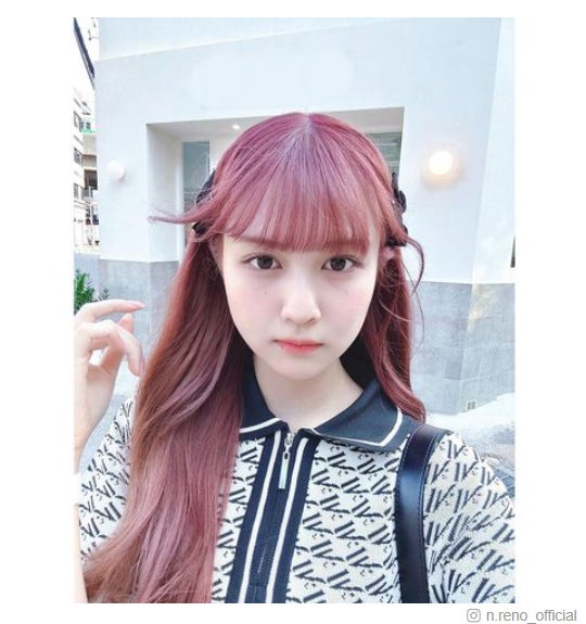 画像4/7) 乃木坂46中村麗乃“5日間限定”ピンクヘア姿公開 大胆