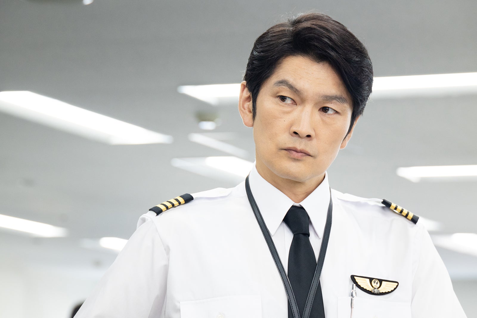 丸山智己／「NICE FLIGHT！」第6話より（C）テレビ朝日
