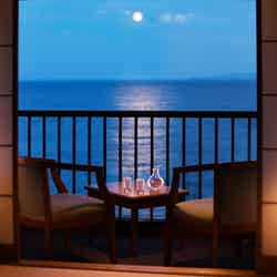 月見風呂で願いが叶う?神秘的な「ムーンロード」が楽しめる温泉宿3選/吉祥CAREN/画像提供:H.P.D.コーポレーション