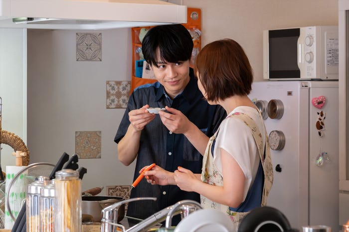 松田元太、大原櫻子「結婚予定日」第3話より(C)「結婚予定日」製作委員会・MBS