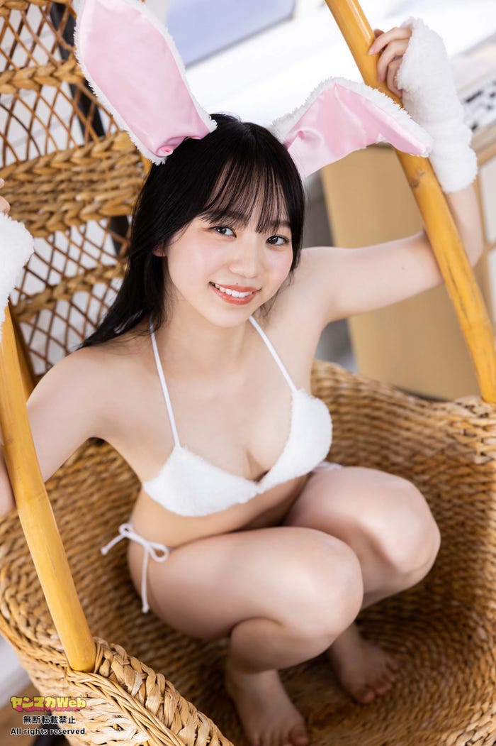 藤本沙羅(C)大藪達也、岡本武志、寺田茉布(LOVABLE)、LUCKMAN、田中智久/ヤンマガWeb