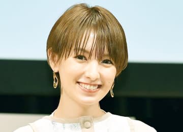 17歳上夫は人気芸人の美女タレント 頭脳は「中3で小3」レベル 一番偏差値低い高校狙うも先生「そこも無理だよ」え～っ？！