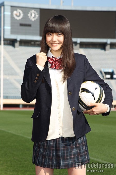 堀北真希 新垣結衣に続く 高校サッカー応援マネージャーが決定 モデルプレス