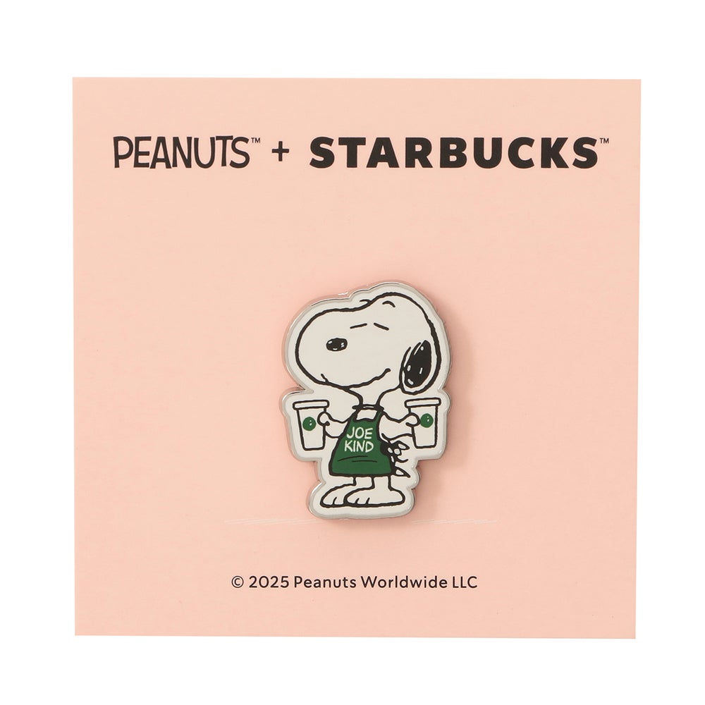 PEANUTSピンバッジ ¥1,200（C）2025 Peanuts Worldwide LLC