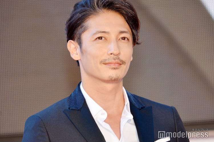 玉木宏 木南晴夏と結婚報道後初の公の場 祝福の声に笑顔 モデルプレス 玉木宏 木南晴夏と結婚報道後初の公の場 祝福の声に笑顔 モデルプレス