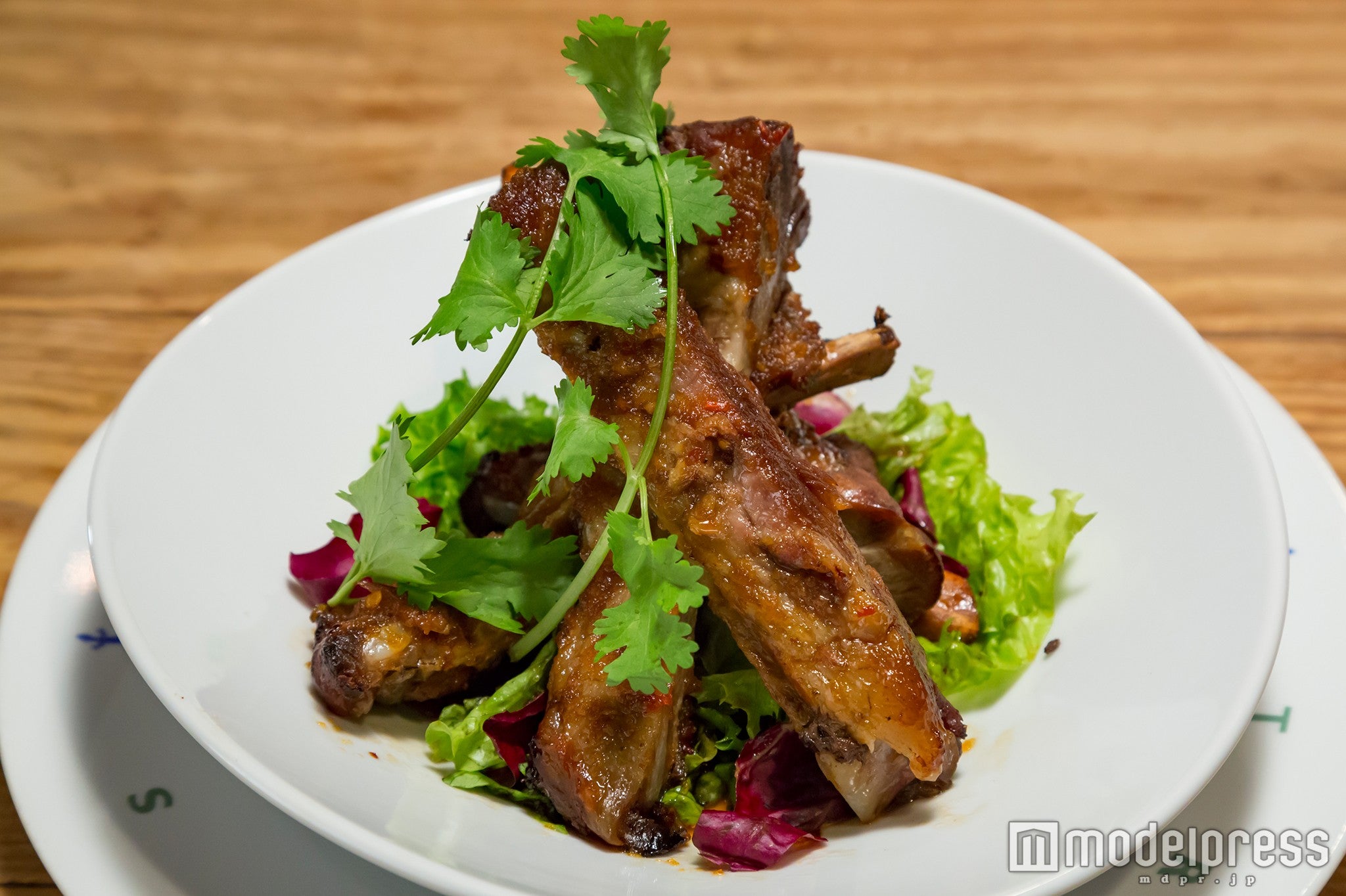 「スペアリブ“Zona Rosa”風」￥1，710／画像提供：毎日放送