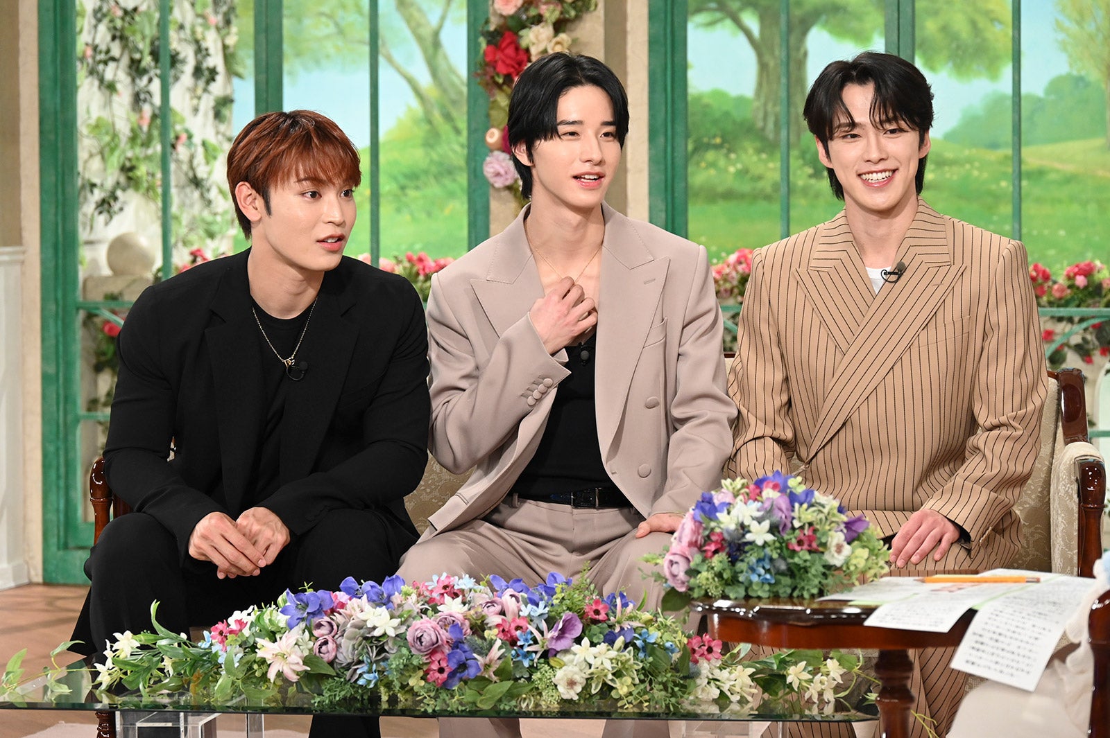 JO1（與那城奨、佐藤景瑚、河野純喜）（C）TELASA