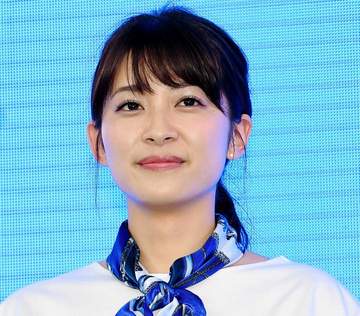 『赤ベンツ王子』との結婚から4年、元TBS山本里菜アナが離婚「前向きな決断」と発表 豪華披露宴も話題に
