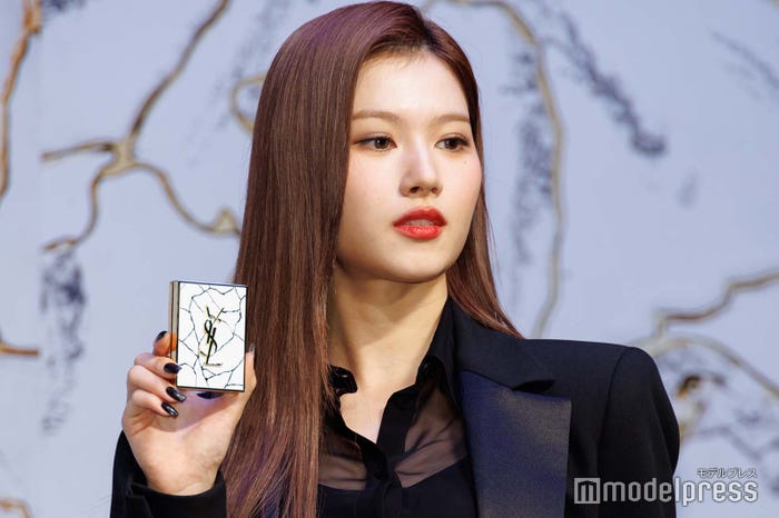 サナ(C)モデルプレス