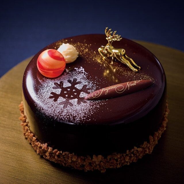 シャトレーゼ　クリスマスケーキ　期間限定　Xmasプレミアム・ミロワールショコラ14cm