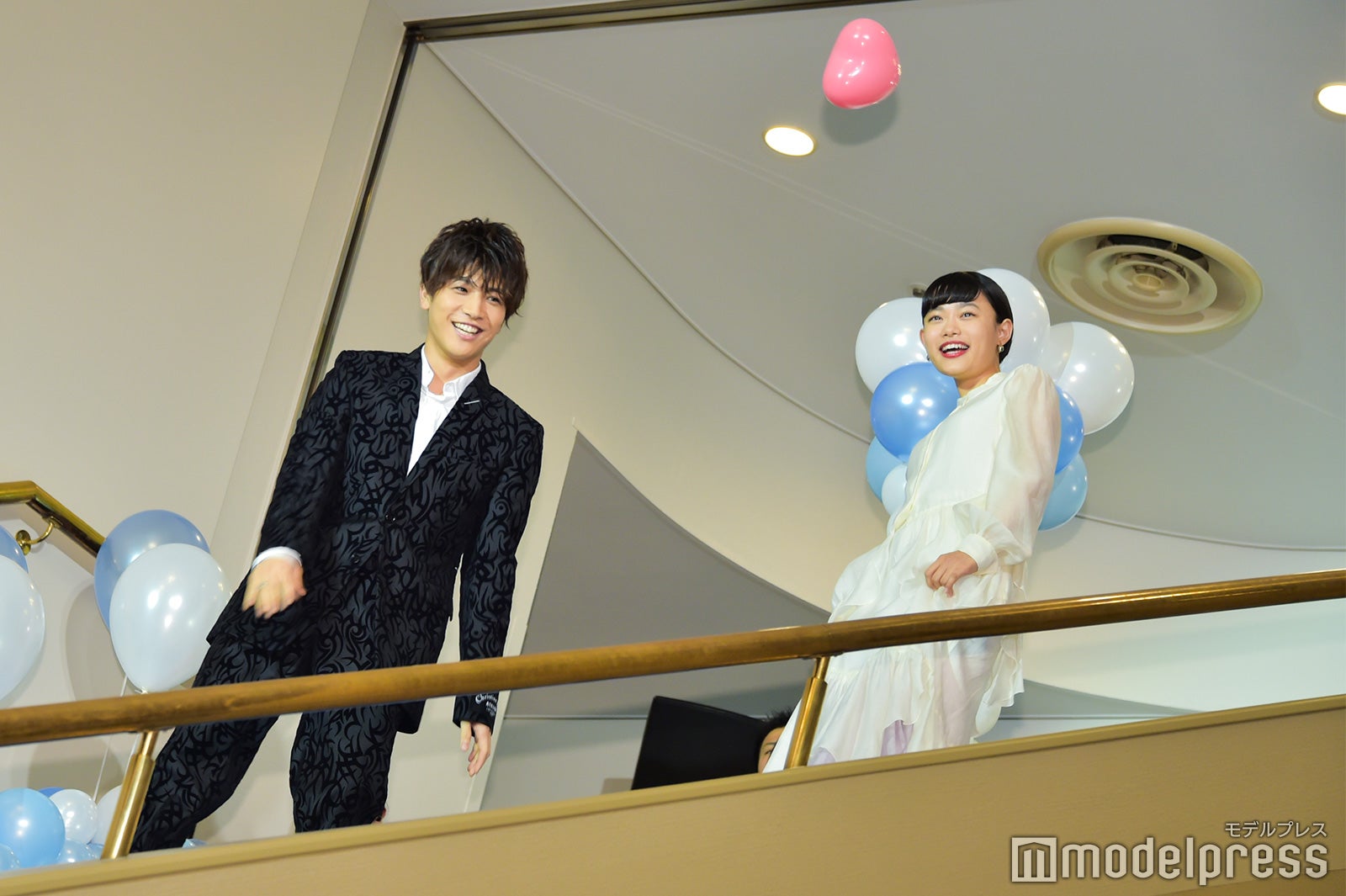 あれ？／岩田剛典（左）（C）モデルプレス