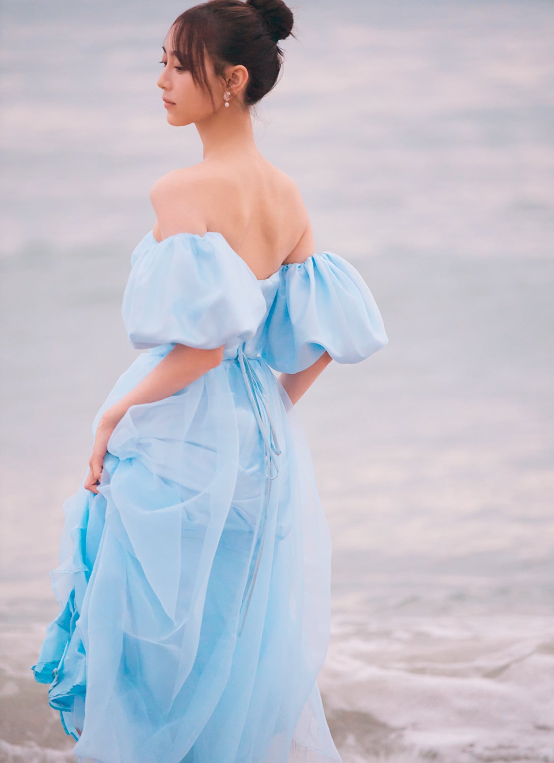 乃木坂46弓木奈於写真集天使だったのか 着用タイプランジェリー（ネイビー） 乃木坂46　弓木奈於　写真集　天使だった　着用ランジェリー　同モデル　グリーン　上下セット