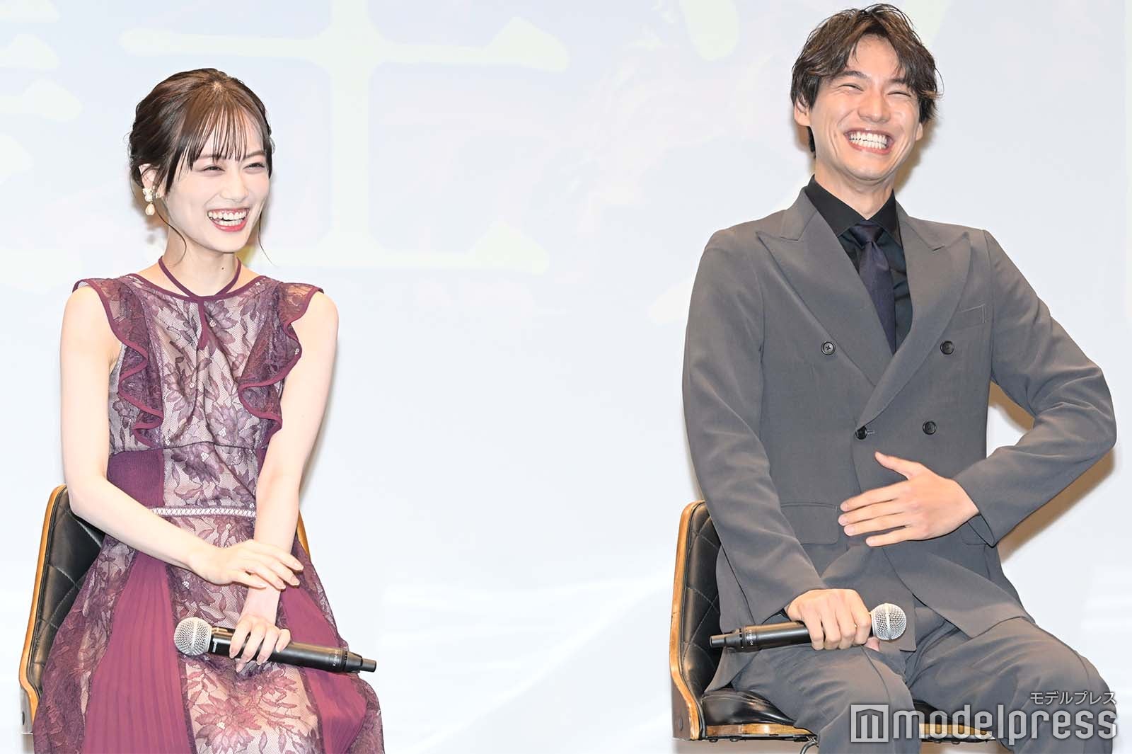 山下美月、福士蒼汰（C）モデルプレス