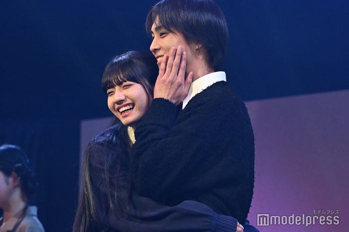 向井怜衣、小幡海潤(C)モデルプレス