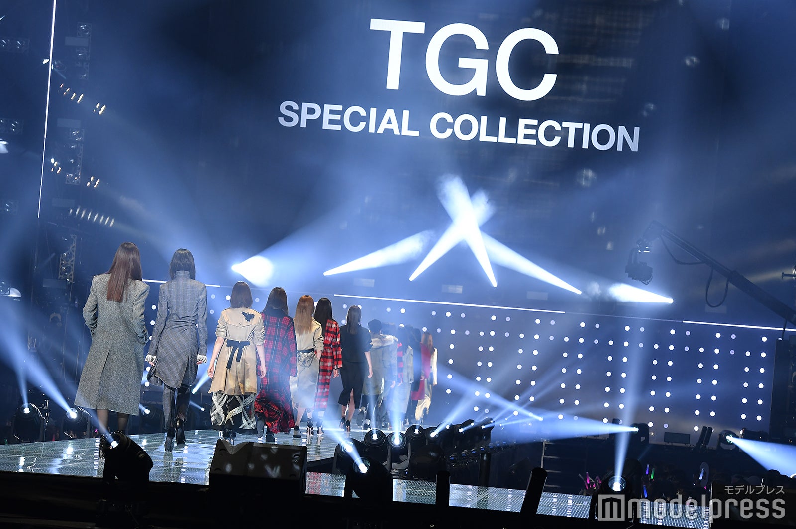 ランウェイの様子（C）モデルプレス