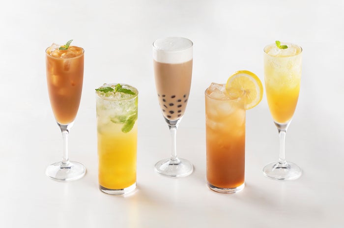 『鉄観音スパークリング』500円、『ジャスミンモヒート』550円、『タピオカカルーアミルクティー』550円、『紅茶梅酒』550円、『ジャスミンスパークリング』500円／画像提供：春水堂