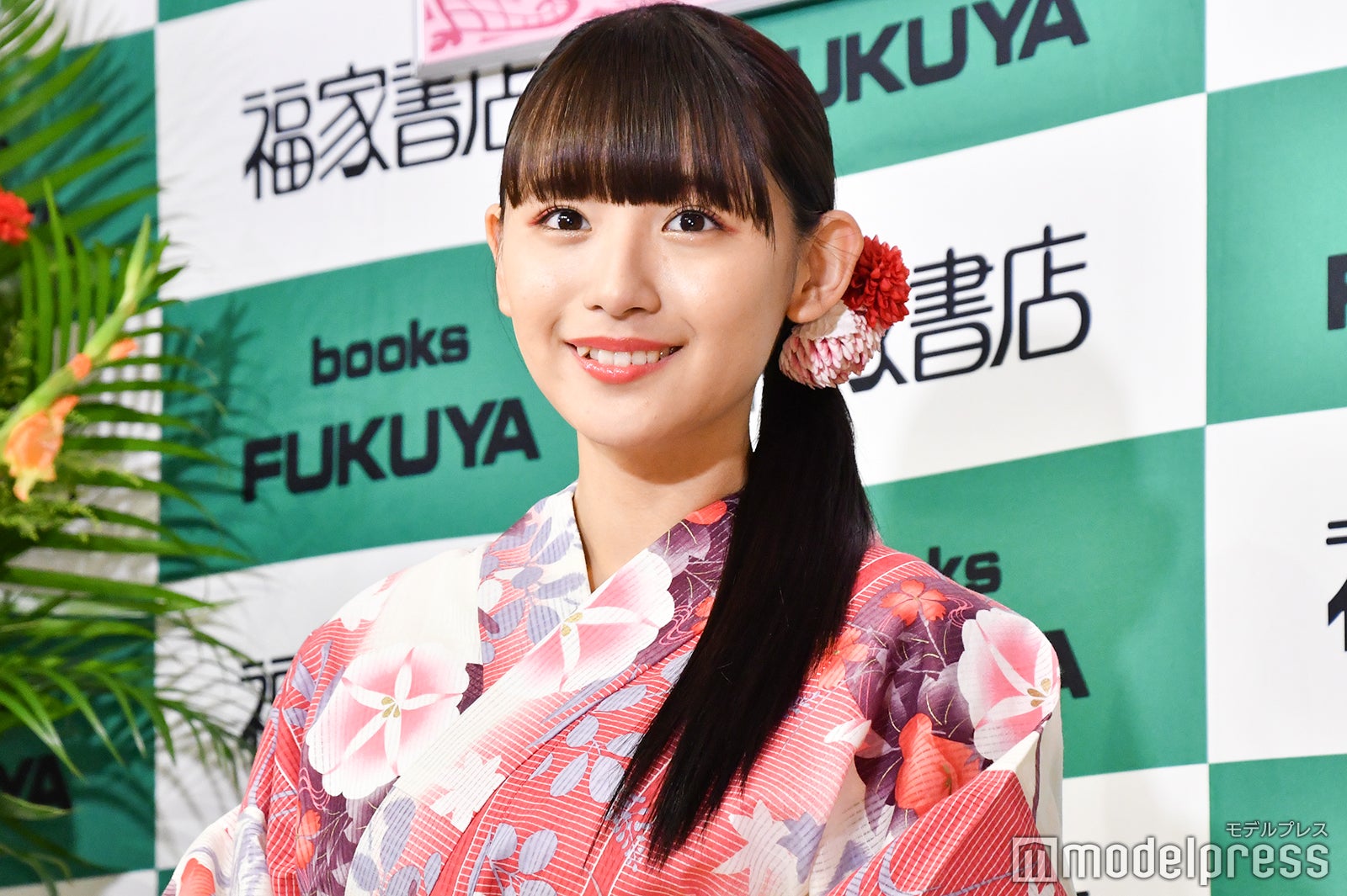 浅川梨奈（C）モデルプレス