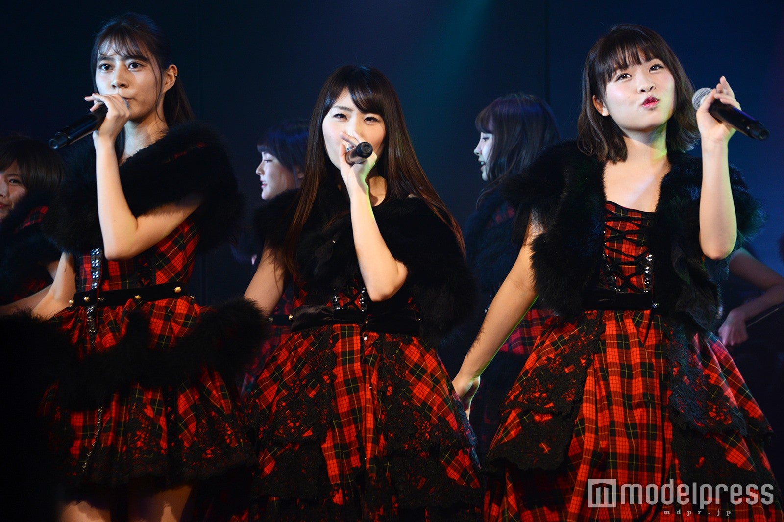 阿部マリア、中田ちさと、中西智代梨「小嶋陽菜好感度爆上げ公演」（C）モデルプレス