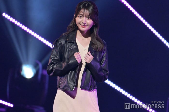 (C)モデルプレス