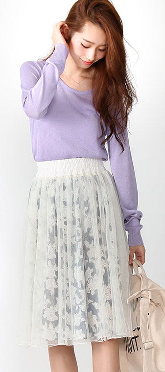 リバーシブルミディ丈フラワーチュールスカート「salus」2,990円(税込)