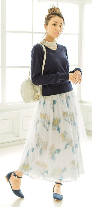 ウォーターフラワー柄チュールスカート「Re:EDIT by GALSTAR」3,198円(税込)／画像提供：Re:EDIT by GALSTAR