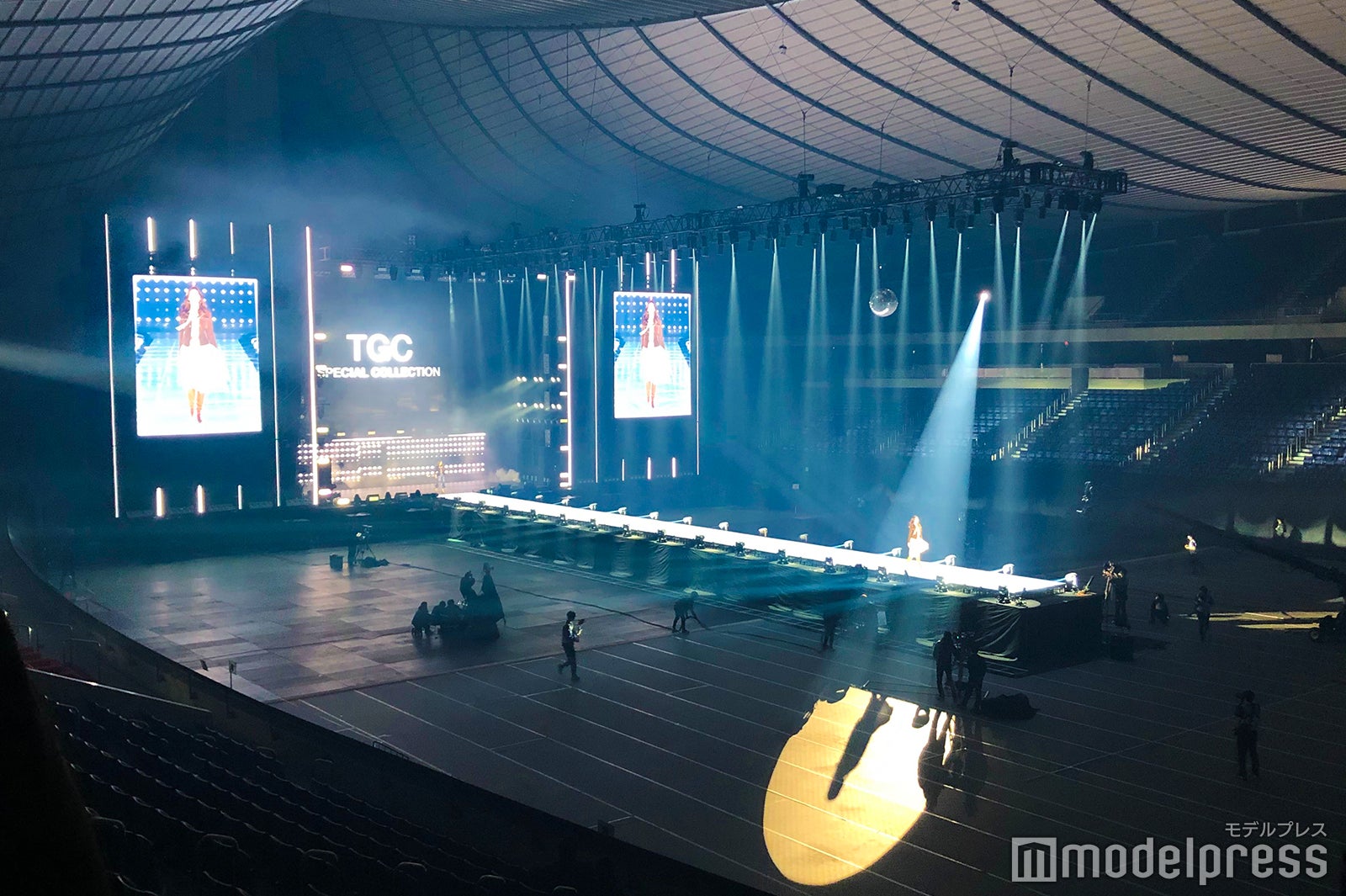 無観客開催となった「第30回 マイナビ 東京ガールズコレクション 2020 SPRING／SUMMER」トップバッターで中条あやみが登場（C）モデルプレス