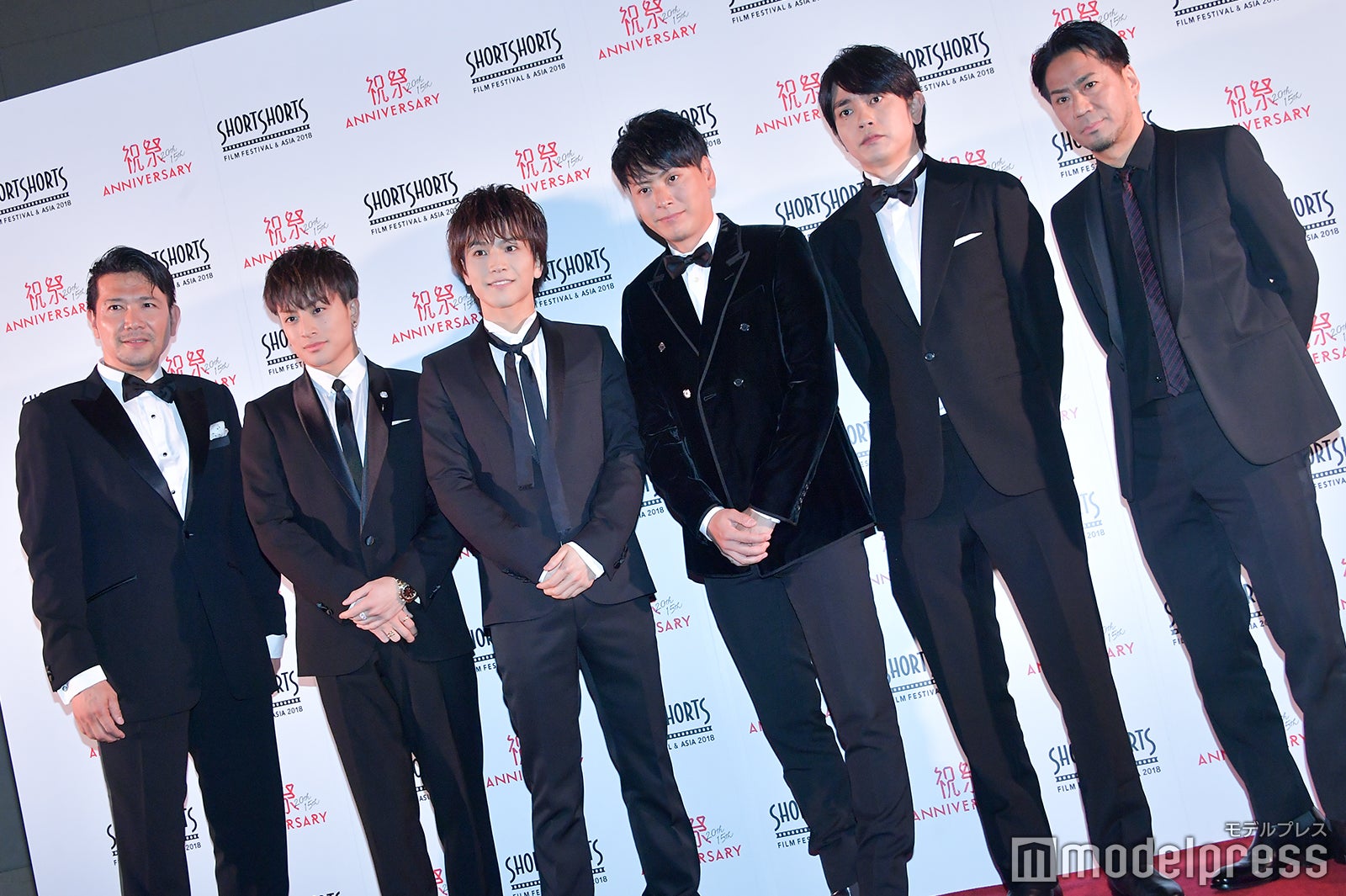 （左から）別所哲也、白濱亜嵐、岩田剛典、山下健二郎、青柳翔、EXILE HIRO（C）モデルプレス