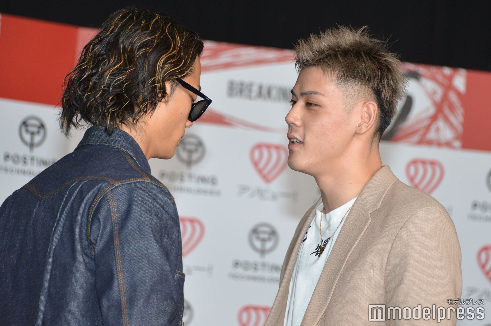 足ポキニキ vs リキ（C）モデルプレス