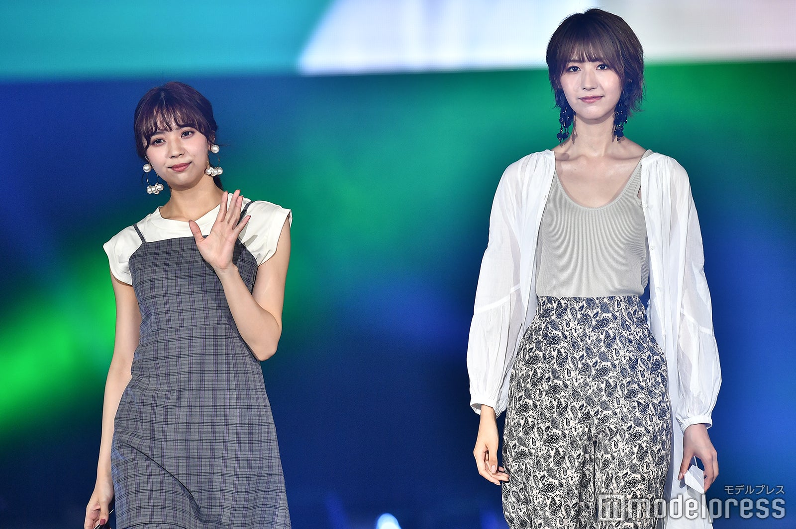 小林由依、土生瑞穂（C）モデルプレス