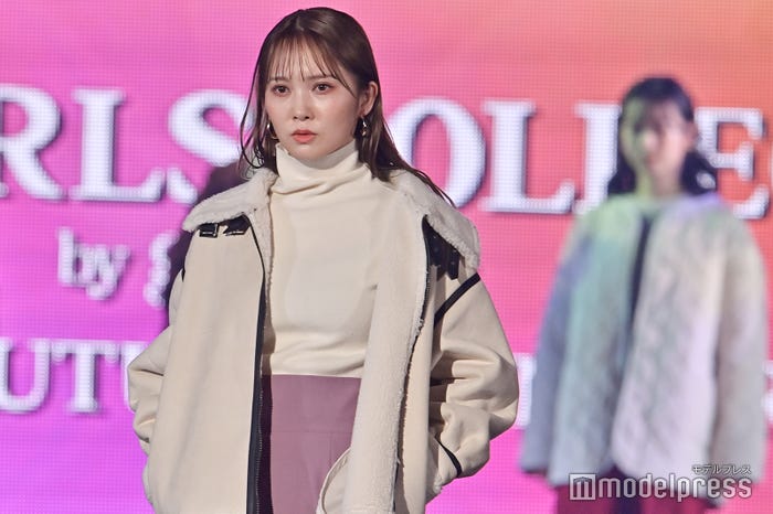 加藤史帆(C)モデルプレス