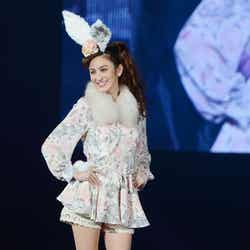 オードリー亜谷香