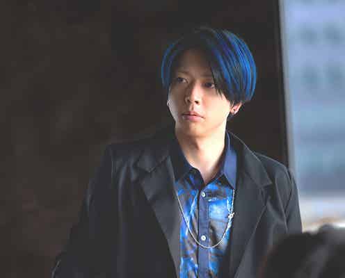 NEWS増田貴久「夕暮れに、手をつなぐ」突如登場 仮面アーティストの素顔に驚きの声続出
