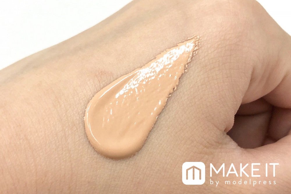 モイストラボ／BBエッセンスクリーム テクスチャー (C)メイクイット